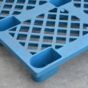 Palet Plástico Encajable Americano Azul Usado 100 x 120 x 14 cm 