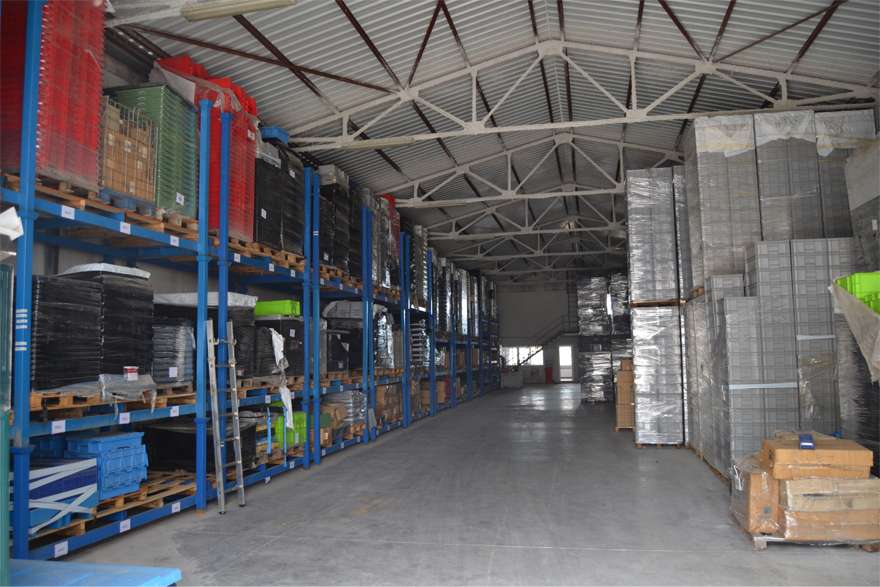Todocontenedores.com Ofrece servicios de vaciado de empresas por cierre, liquidaciones, saldos, venta de subproductos, sobrantes de stock. 